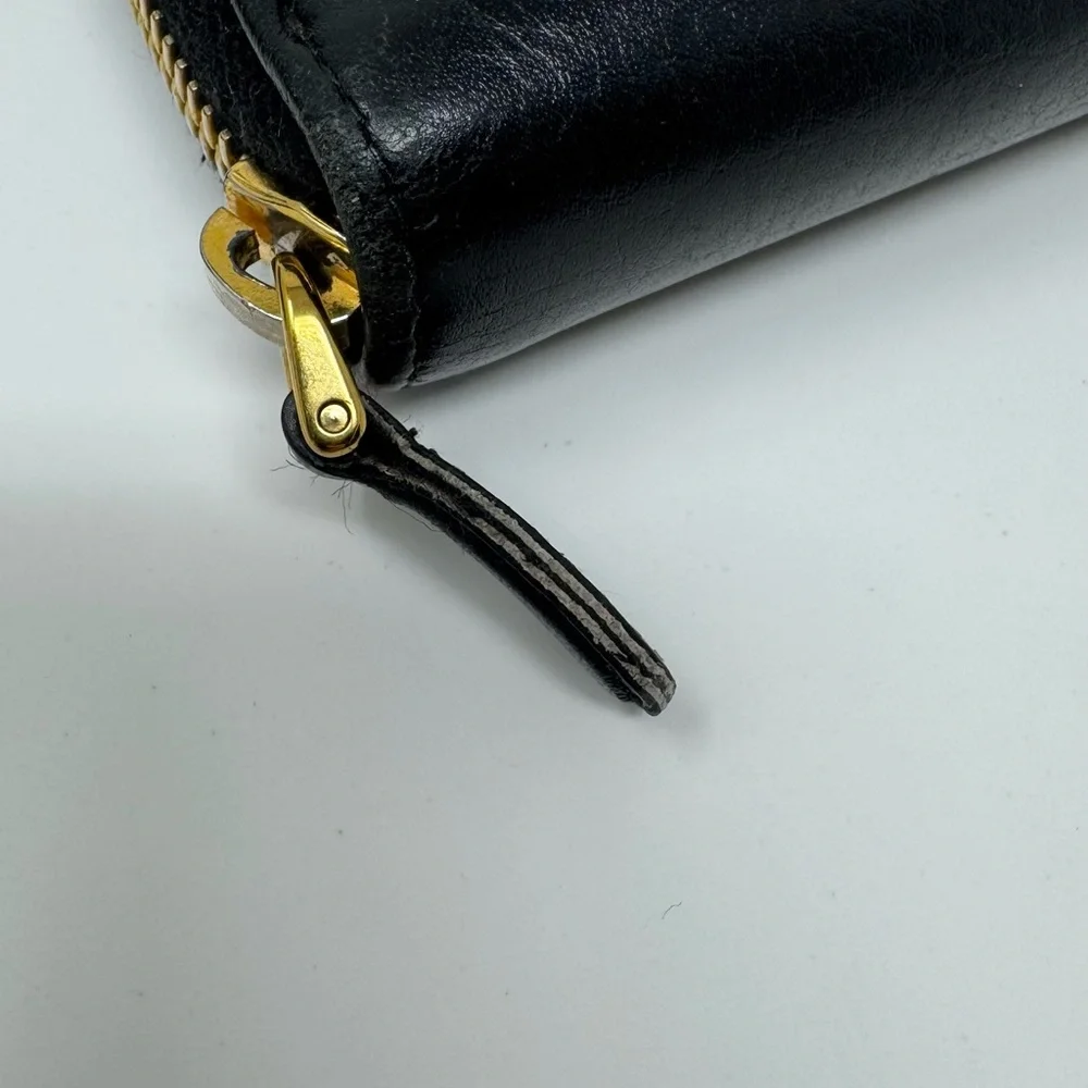 Preloved Prada Black Zip-Around Wallet with Gold Accents - Picture 8 of 16